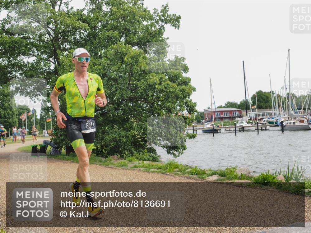 22.06.2025 - Viking Triathlon KatJ http://msf.ph/oto/8136691 22.06.2025 14:41:21 Laufen 171, 247, 507 meine-sportfotos.de