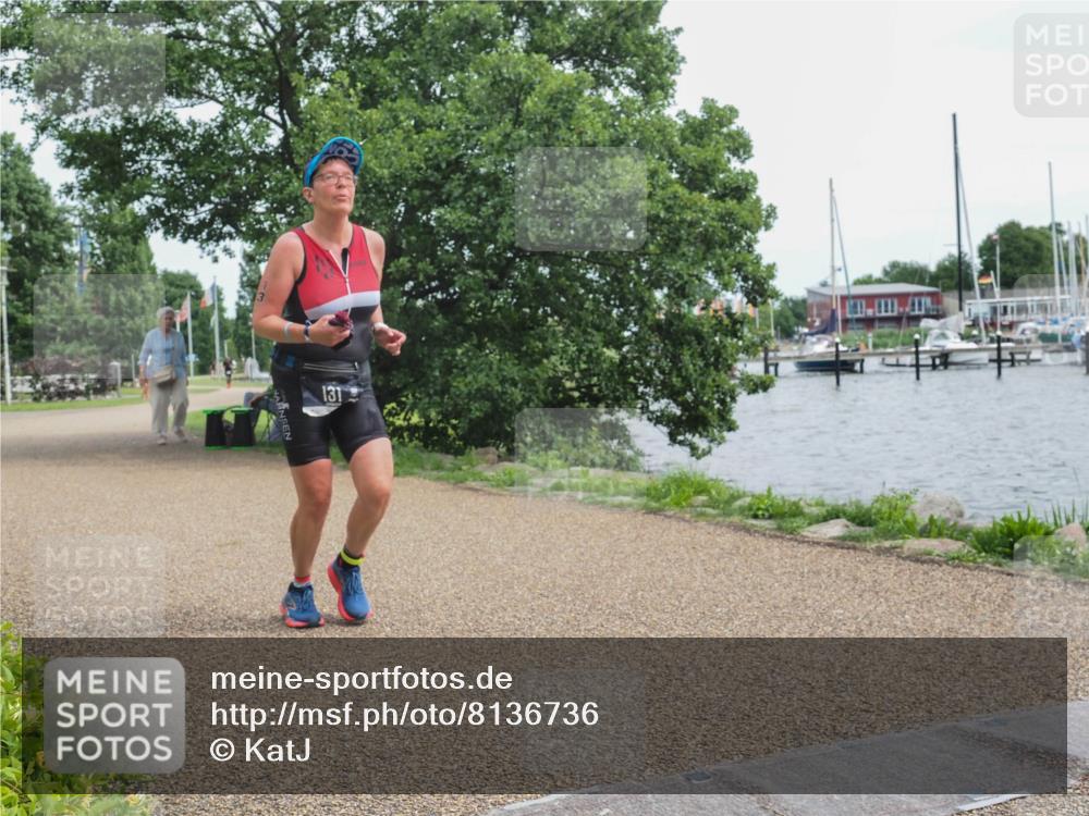 22.06.2025 - Viking Triathlon KatJ http://msf.ph/oto/8136736 22.06.2025 14:42:07 Laufen 131 meine-sportfotos.de