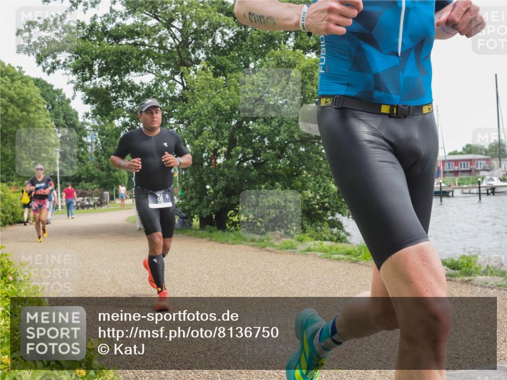 22.06.2025 - Viking Triathlon KatJ http://msf.ph/oto/8136750 22.06.2025 14:42:33 Laufen 72, 83, 350 meine-sportfotos.de