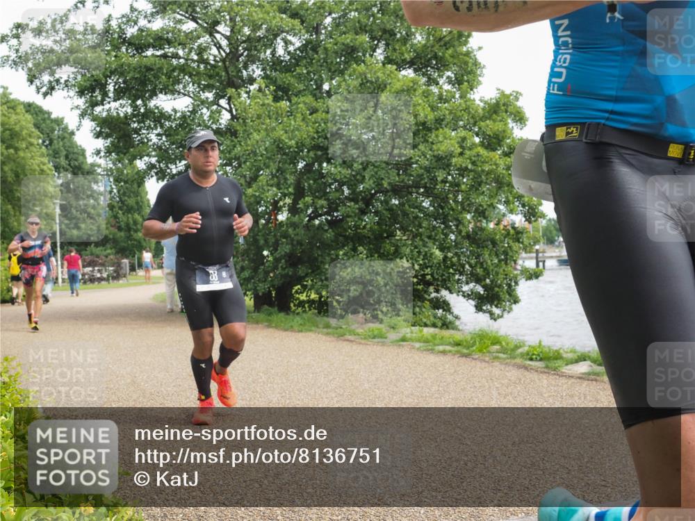 22.06.2025 - Viking Triathlon KatJ http://msf.ph/oto/8136751 22.06.2025 14:42:33 Laufen 72, 83, 350 meine-sportfotos.de