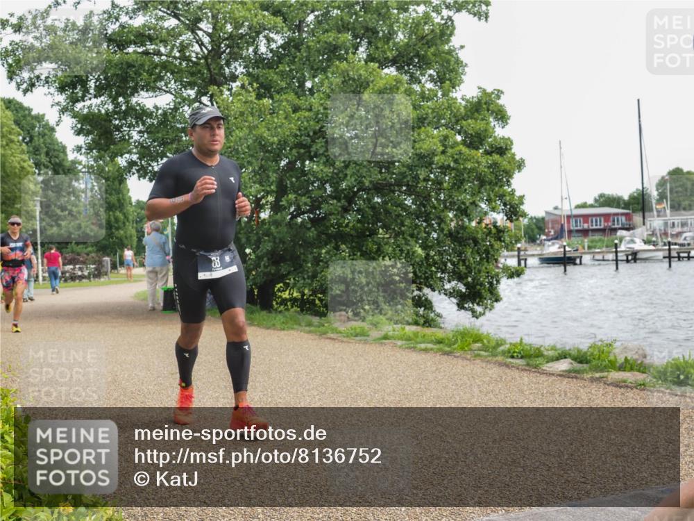 22.06.2025 - Viking Triathlon KatJ http://msf.ph/oto/8136752 22.06.2025 14:42:33 Laufen 72, 83, 350 meine-sportfotos.de