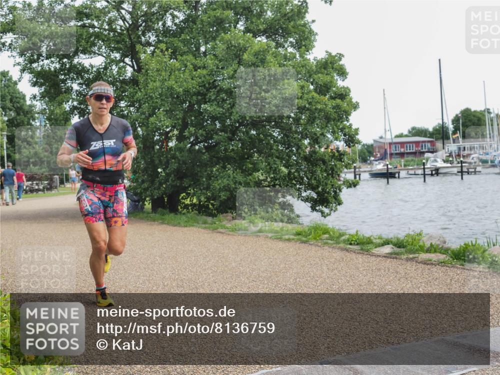 22.06.2025 - Viking Triathlon KatJ http://msf.ph/oto/8136759 22.06.2025 14:42:35 Laufen 72, 83 meine-sportfotos.de