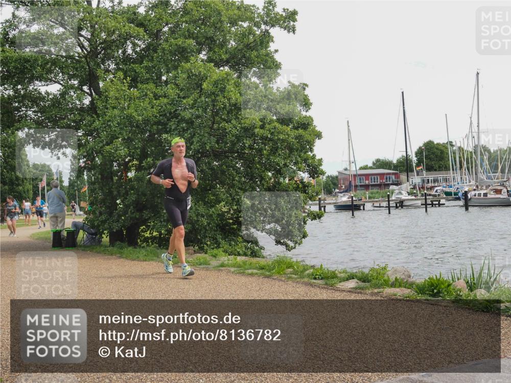 22.06.2025 - Viking Triathlon KatJ http://msf.ph/oto/8136782 22.06.2025 14:43:08 Laufen 372 meine-sportfotos.de