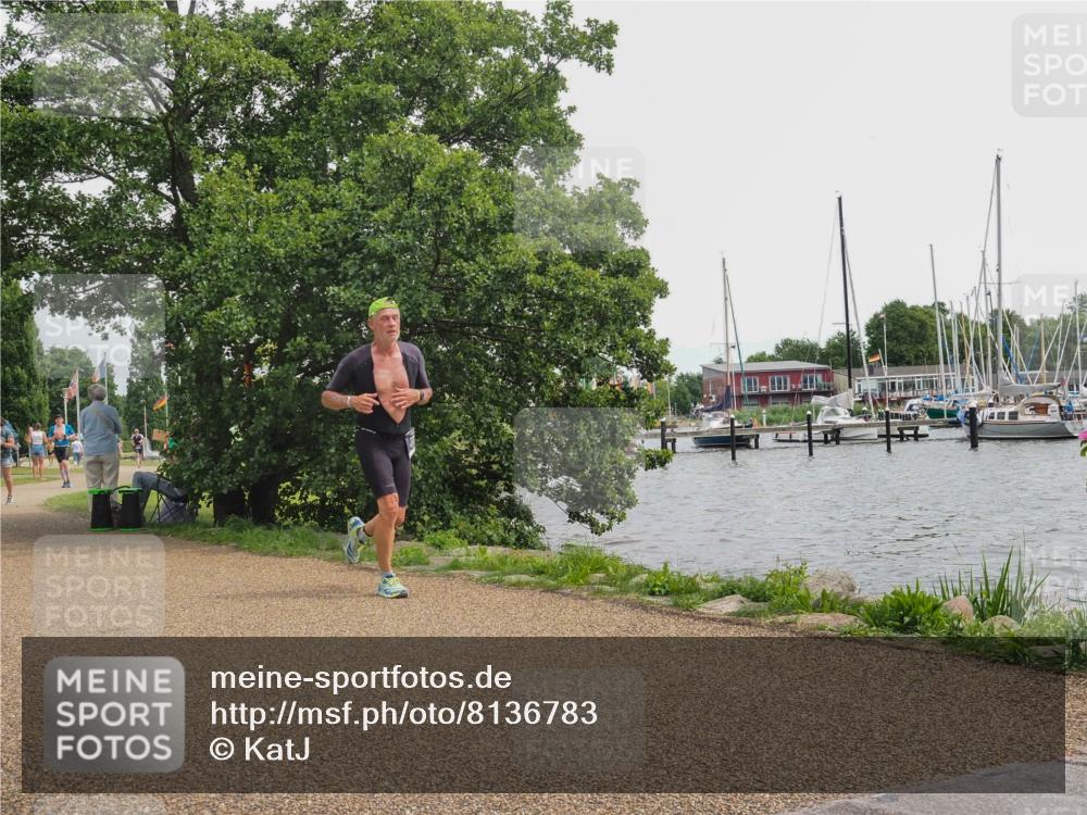 22.06.2025 - Viking Triathlon KatJ http://msf.ph/oto/8136783 22.06.2025 14:43:08 Laufen 372 meine-sportfotos.de