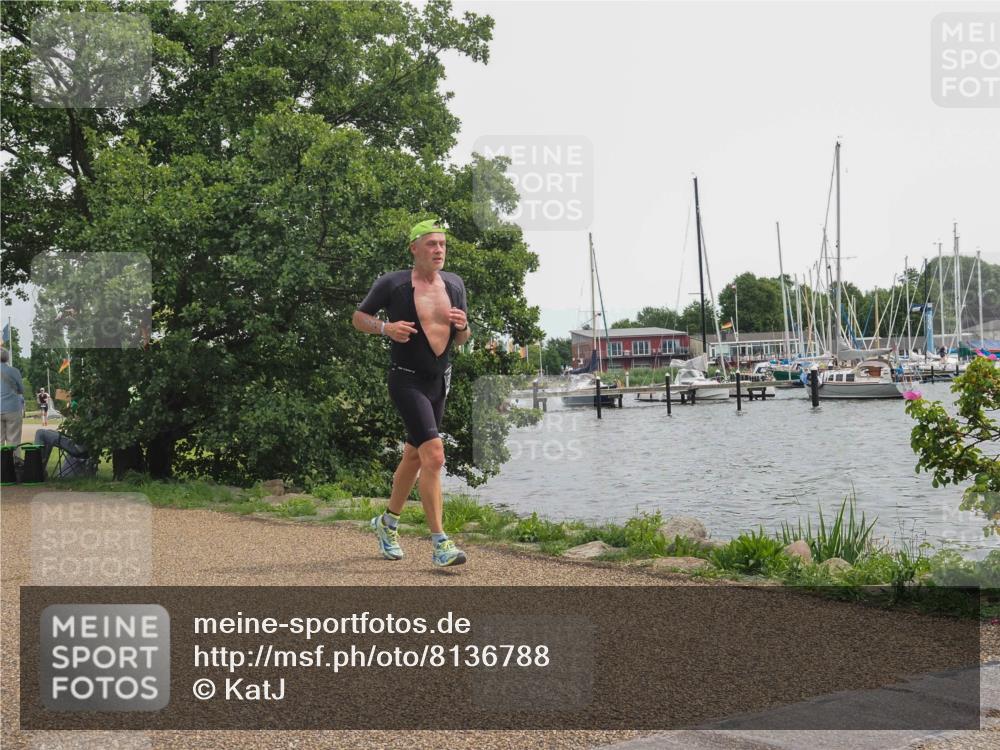22.06.2025 - Viking Triathlon KatJ http://msf.ph/oto/8136788 22.06.2025 14:43:09 Laufen 372 meine-sportfotos.de