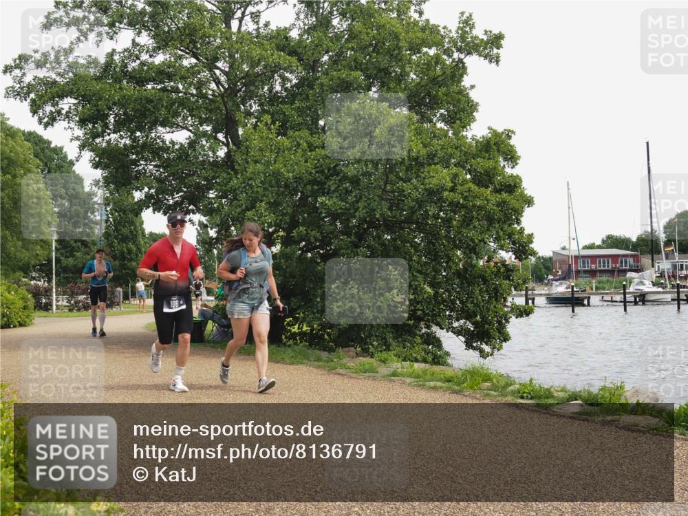 22.06.2025 - Viking Triathlon KatJ http://msf.ph/oto/8136791 22.06.2025 14:43:14 Laufen 106 meine-sportfotos.de