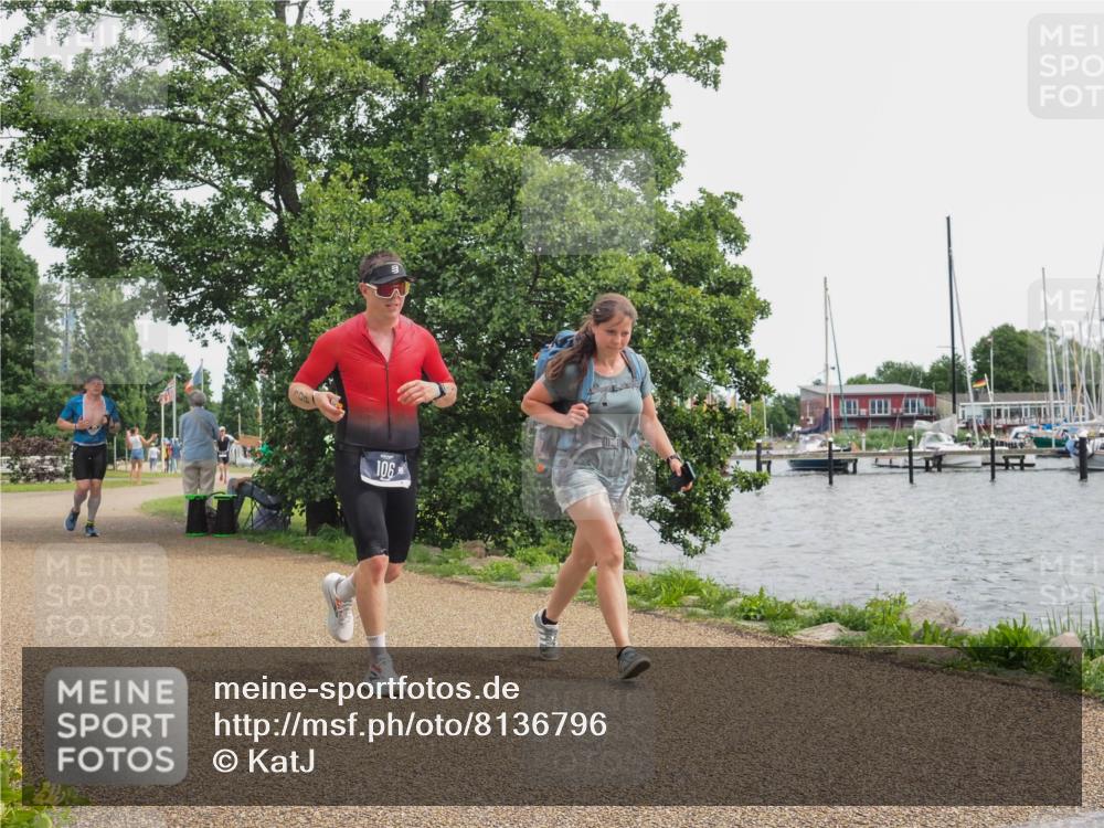 22.06.2025 - Viking Triathlon KatJ http://msf.ph/oto/8136796 22.06.2025 14:43:15 Laufen 106 meine-sportfotos.de