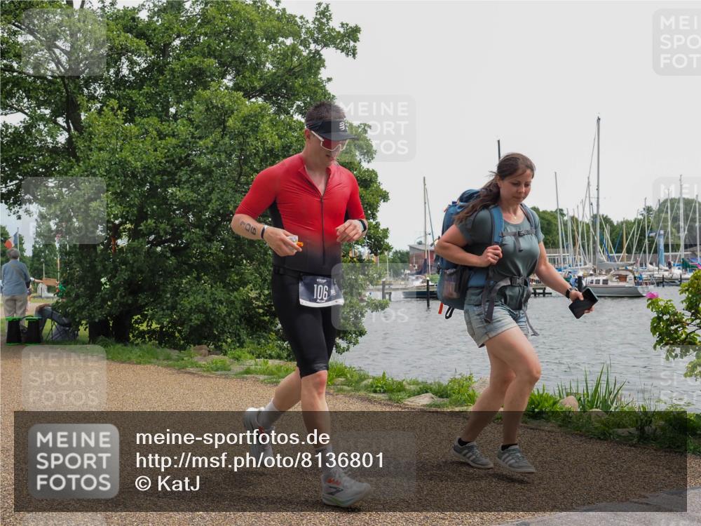 22.06.2025 - Viking Triathlon KatJ http://msf.ph/oto/8136801 22.06.2025 14:43:16 Laufen 106, 298 meine-sportfotos.de