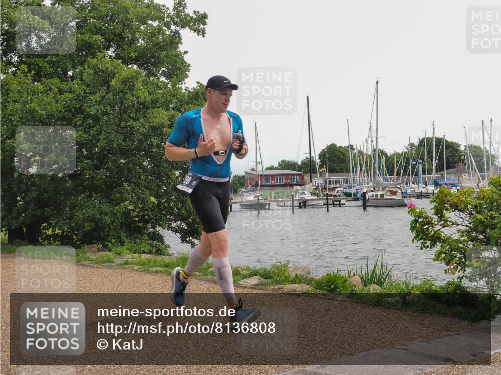 22.06.2025 - Viking Triathlon KatJ http://msf.ph/oto/8136808 22.06.2025 14:43:19 Laufen 298 meine-sportfotos.de