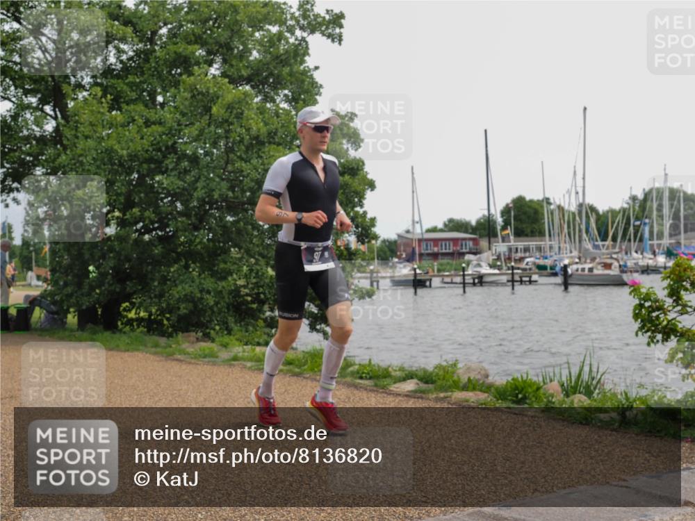22.06.2025 - Viking Triathlon KatJ http://msf.ph/oto/8136820 22.06.2025 14:43:28 Laufen 97 meine-sportfotos.de