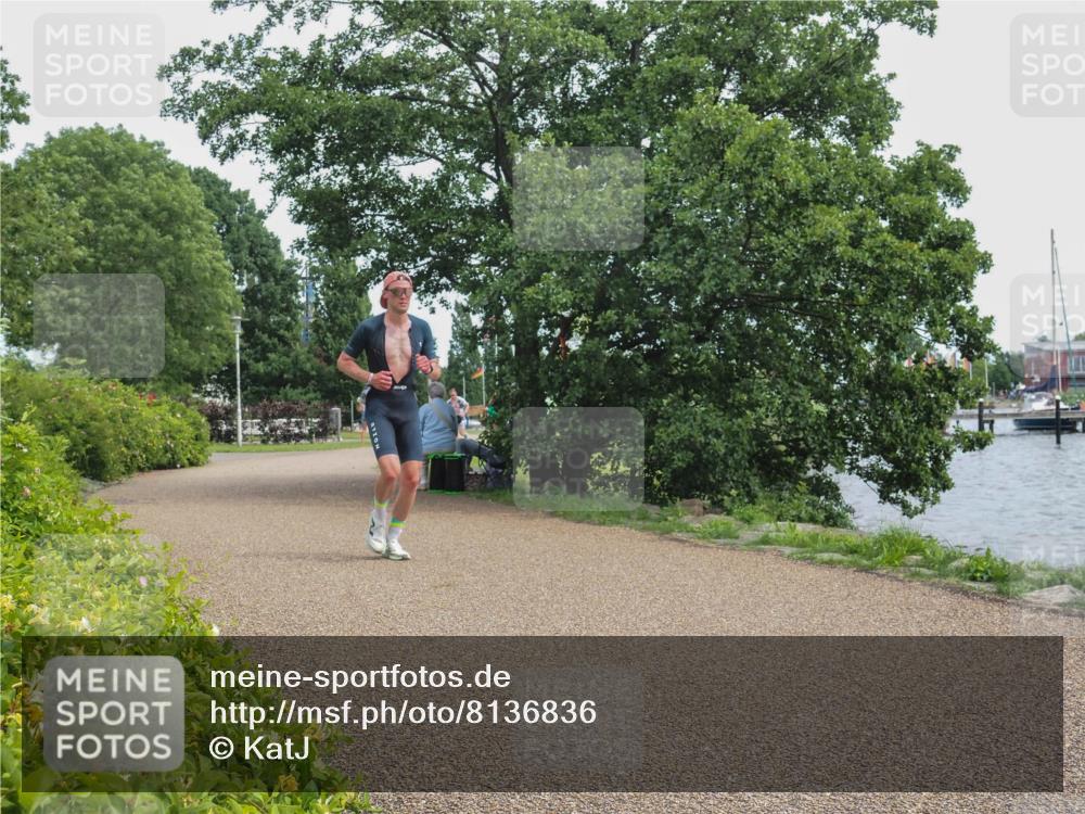 22.06.2025 - Viking Triathlon KatJ http://msf.ph/oto/8136836 22.06.2025 14:43:44 Laufen 185 meine-sportfotos.de