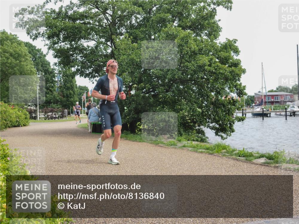 22.06.2025 - Viking Triathlon KatJ http://msf.ph/oto/8136840 22.06.2025 14:43:45 Laufen 185 meine-sportfotos.de