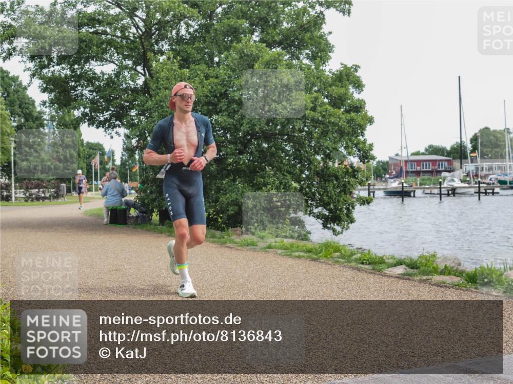 22.06.2025 - Viking Triathlon KatJ http://msf.ph/oto/8136843 22.06.2025 14:43:45 Laufen 185 meine-sportfotos.de