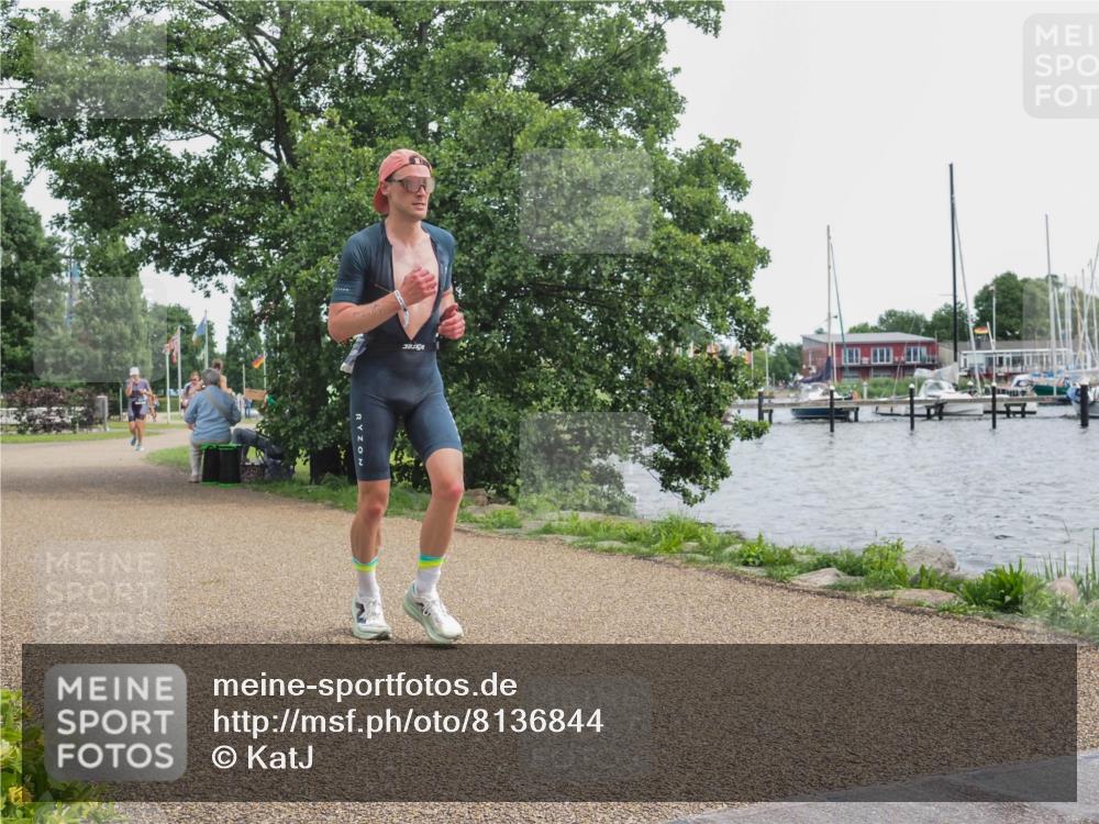 22.06.2025 - Viking Triathlon KatJ http://msf.ph/oto/8136844 22.06.2025 14:43:45 Laufen 185 meine-sportfotos.de