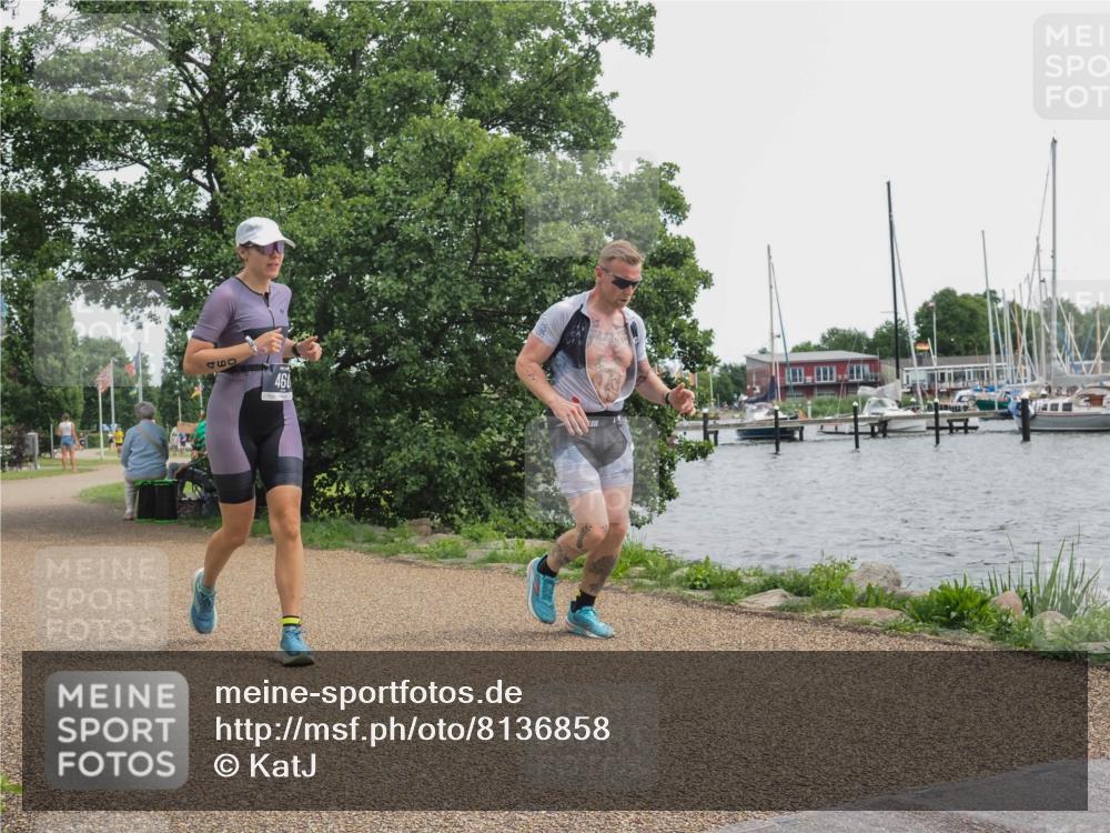 22.06.2025 - Viking Triathlon KatJ http://msf.ph/oto/8136858 22.06.2025 14:43:54 Laufen 76, 460 meine-sportfotos.de