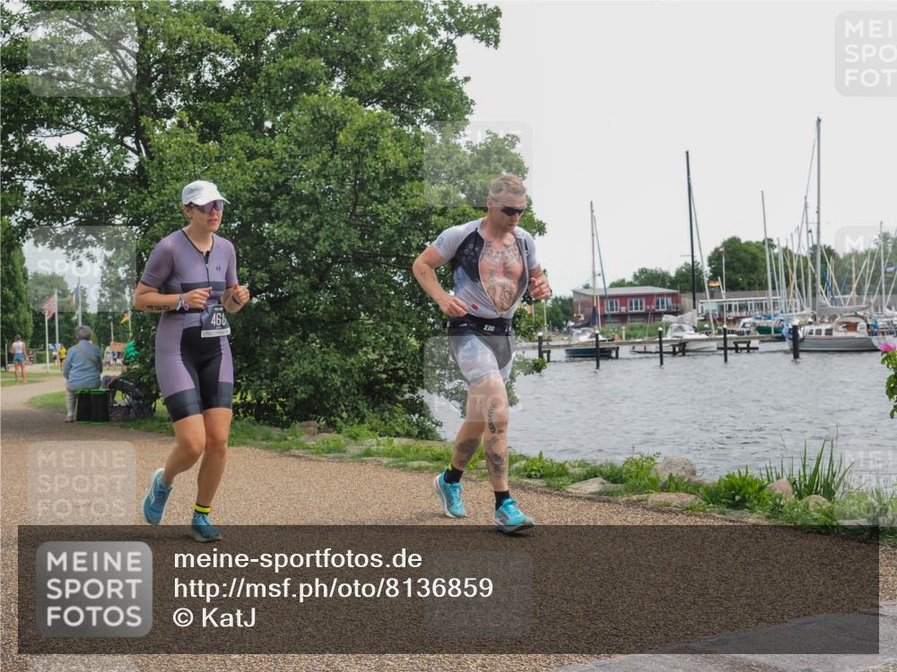22.06.2025 - Viking Triathlon KatJ http://msf.ph/oto/8136859 22.06.2025 14:43:55 Laufen 76, 460 meine-sportfotos.de
