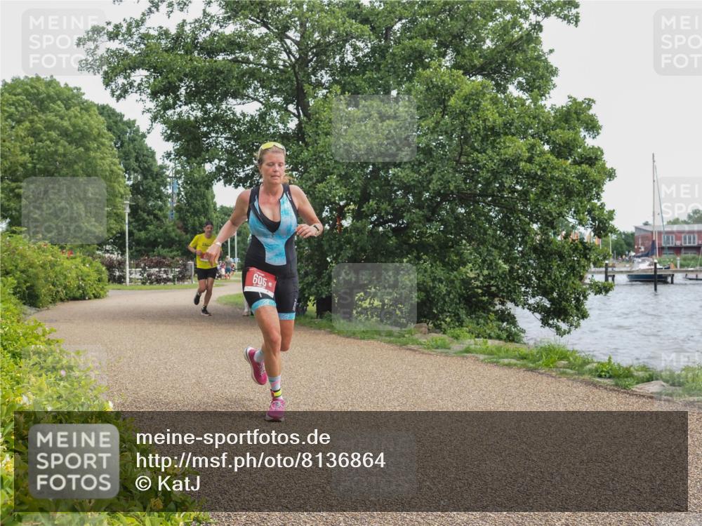 22.06.2025 - Viking Triathlon KatJ http://msf.ph/oto/8136864 22.06.2025 14:44:13 Laufen 605, 637 meine-sportfotos.de