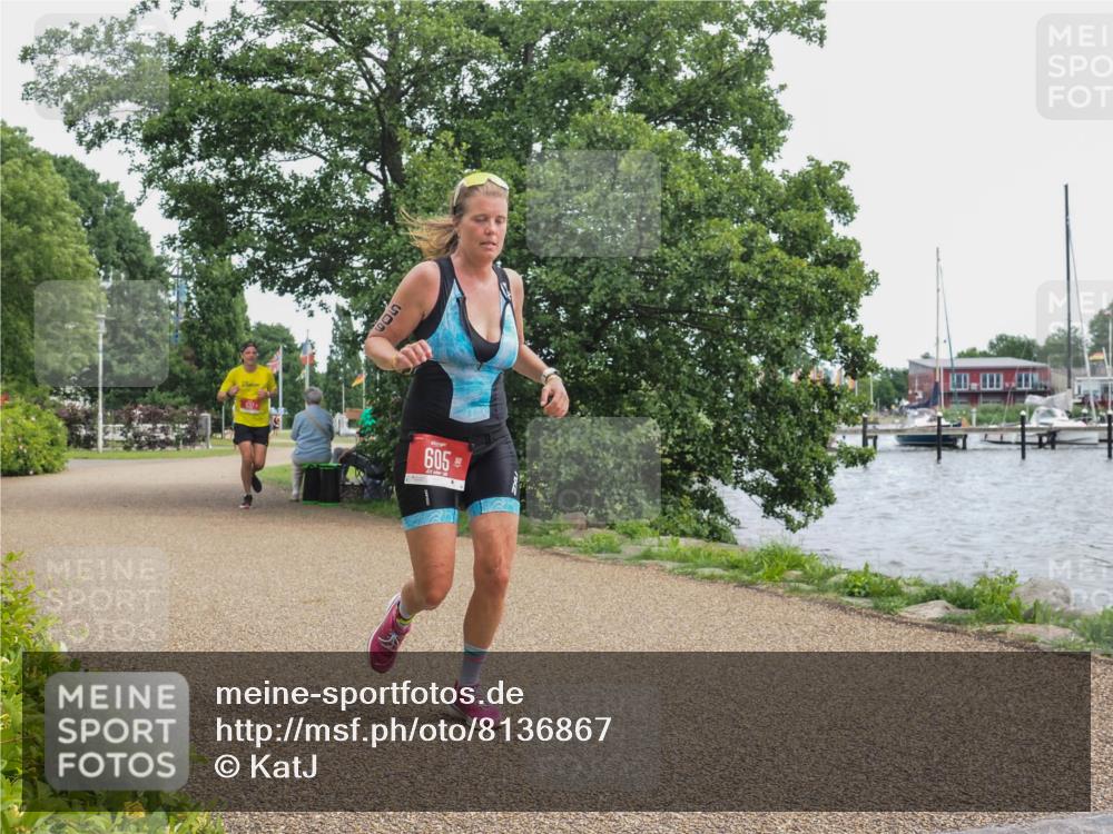 22.06.2025 - Viking Triathlon KatJ http://msf.ph/oto/8136867 22.06.2025 14:44:13 Laufen 605, 637 meine-sportfotos.de