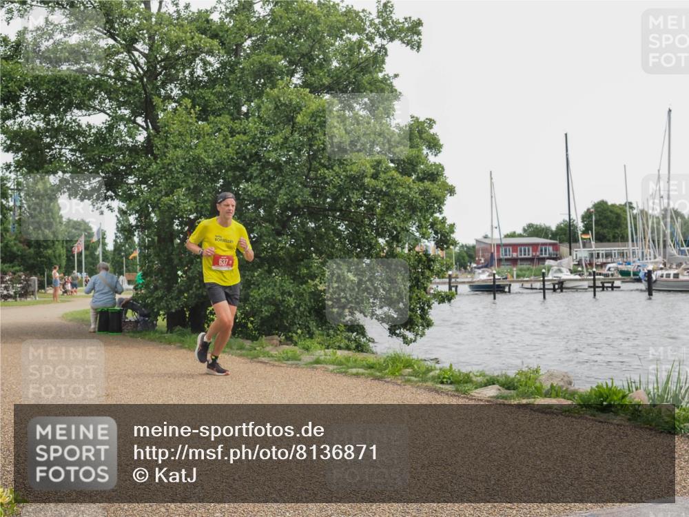 22.06.2025 - Viking Triathlon KatJ http://msf.ph/oto/8136871 22.06.2025 14:44:15 Laufen 605, 637 meine-sportfotos.de
