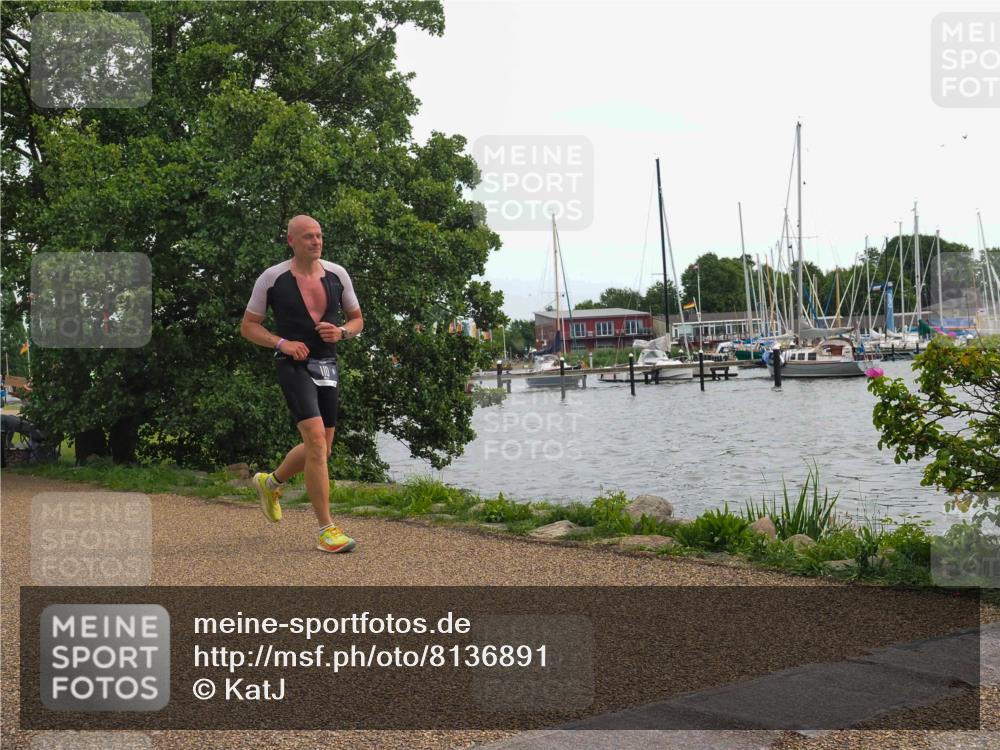 22.06.2025 - Viking Triathlon KatJ http://msf.ph/oto/8136891 22.06.2025 14:44:43 Laufen 110 meine-sportfotos.de