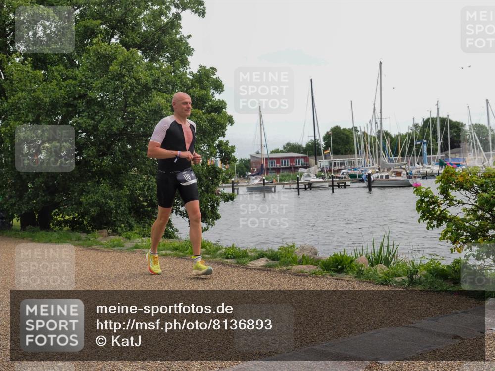22.06.2025 - Viking Triathlon KatJ http://msf.ph/oto/8136893 22.06.2025 14:44:43 Laufen 110 meine-sportfotos.de