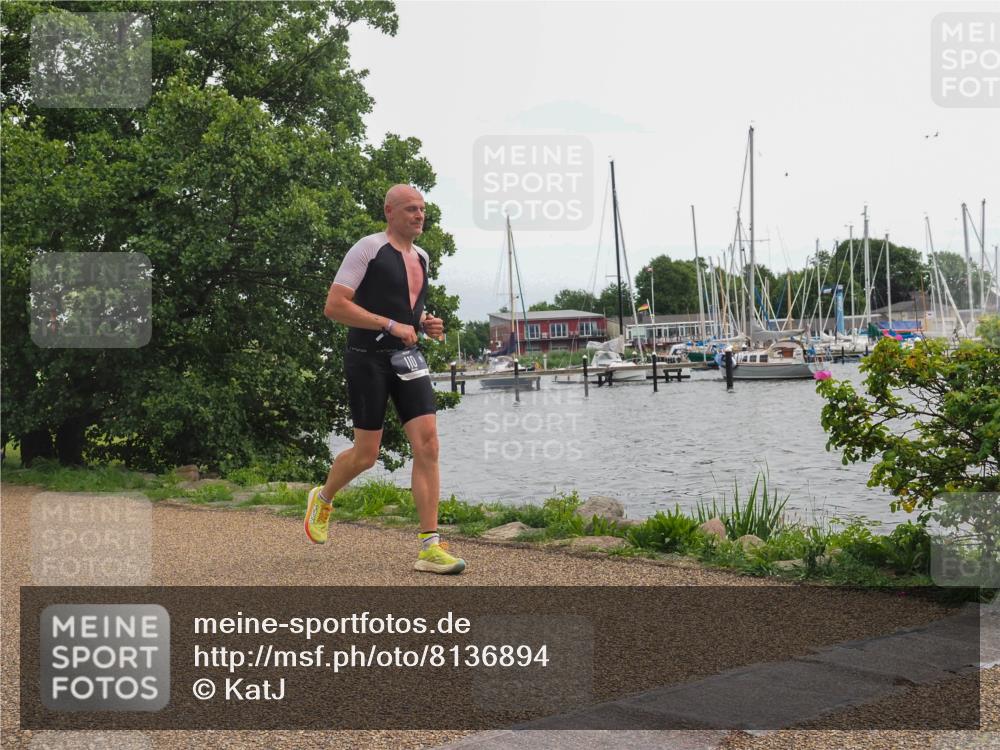 22.06.2025 - Viking Triathlon KatJ http://msf.ph/oto/8136894 22.06.2025 14:44:43 Laufen 110 meine-sportfotos.de