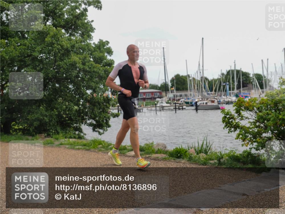 22.06.2025 - Viking Triathlon KatJ http://msf.ph/oto/8136896 22.06.2025 14:44:43 Laufen 110 meine-sportfotos.de