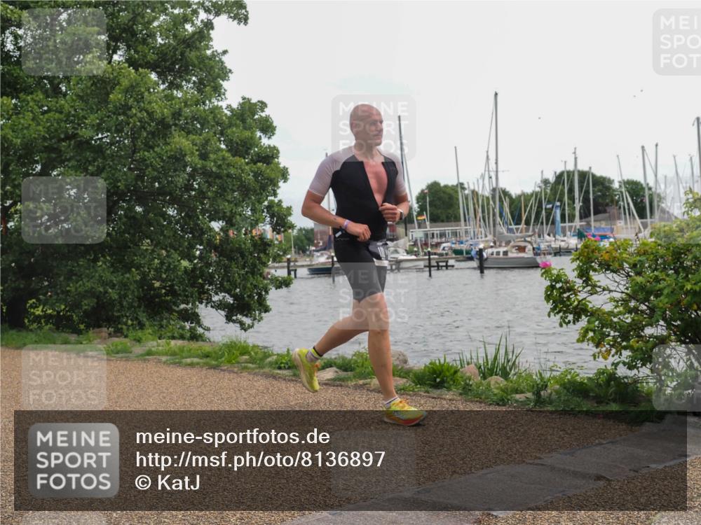 22.06.2025 - Viking Triathlon KatJ http://msf.ph/oto/8136897 22.06.2025 14:44:43 Laufen 110 meine-sportfotos.de