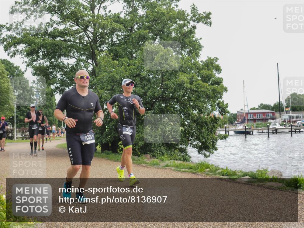 22.06.2025 - Viking Triathlon KatJ http://msf.ph/oto/8136907 22.06.2025 14:44:49 Laufen 356, 439 meine-sportfotos.de