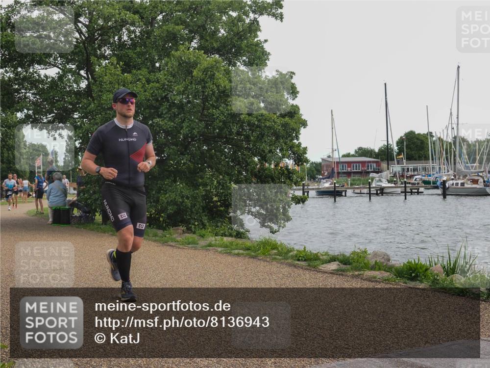 22.06.2025 - Viking Triathlon KatJ http://msf.ph/oto/8136943 22.06.2025 14:45:03 Laufen 163, 191 meine-sportfotos.de
