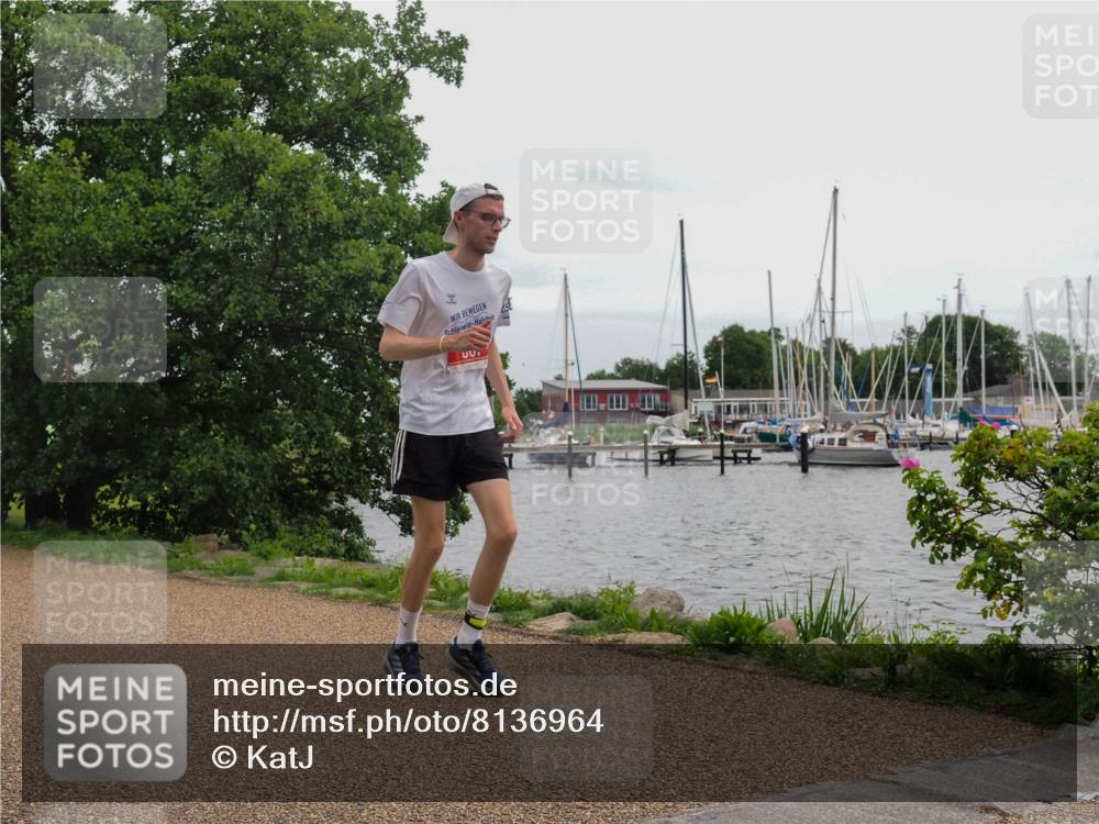 22.06.2025 - Viking Triathlon KatJ http://msf.ph/oto/8136964 22.06.2025 14:45:20 Laufen 601 meine-sportfotos.de