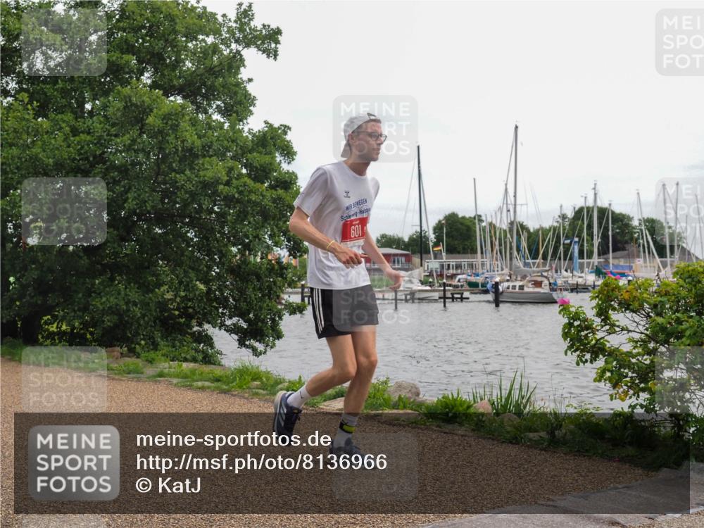 22.06.2025 - Viking Triathlon KatJ http://msf.ph/oto/8136966 22.06.2025 14:45:20 Laufen 601 meine-sportfotos.de