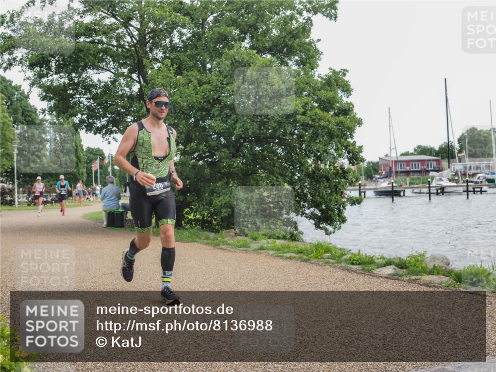 22.06.2025 - Viking Triathlon KatJ http://msf.ph/oto/8136988 22.06.2025 14:45:42 Laufen 296 meine-sportfotos.de