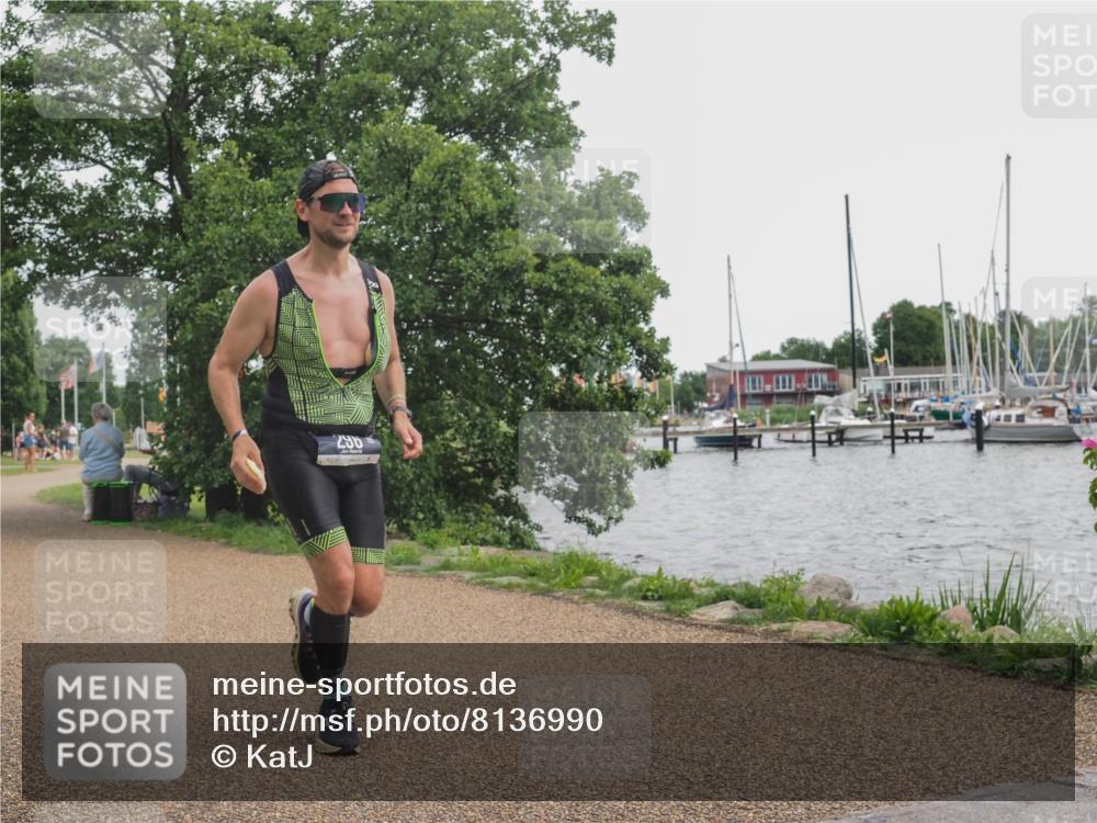22.06.2025 - Viking Triathlon KatJ http://msf.ph/oto/8136990 22.06.2025 14:45:42 Laufen 296 meine-sportfotos.de