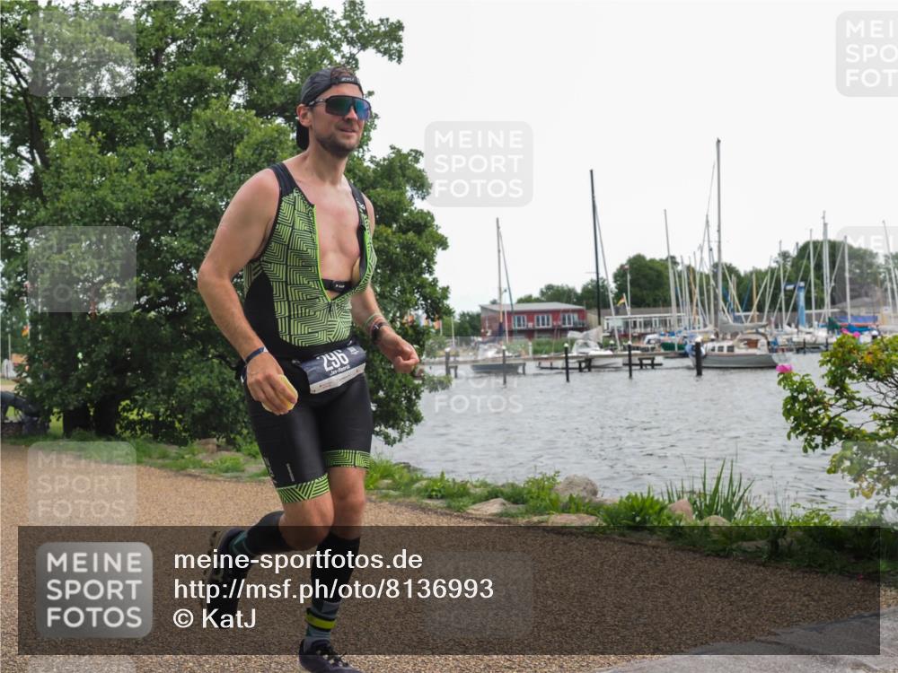 22.06.2025 - Viking Triathlon KatJ http://msf.ph/oto/8136993 22.06.2025 14:45:43 Laufen 296 meine-sportfotos.de