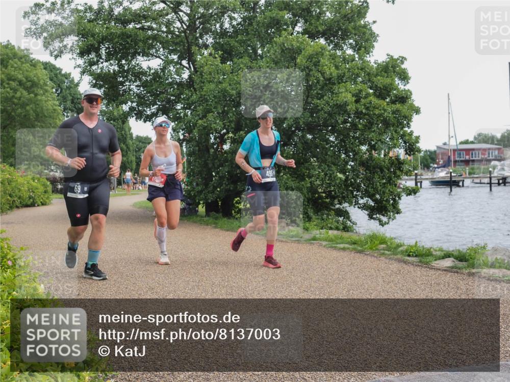 22.06.2025 - Viking Triathlon KatJ http://msf.ph/oto/8137003 22.06.2025 14:45:49 Laufen 69, 495, 603 meine-sportfotos.de