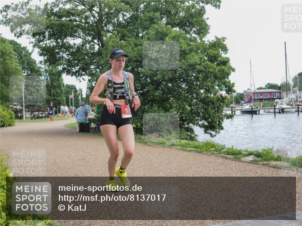 22.06.2025 - Viking Triathlon KatJ http://msf.ph/oto/8137017 22.06.2025 14:46:06 Laufen 608 meine-sportfotos.de
