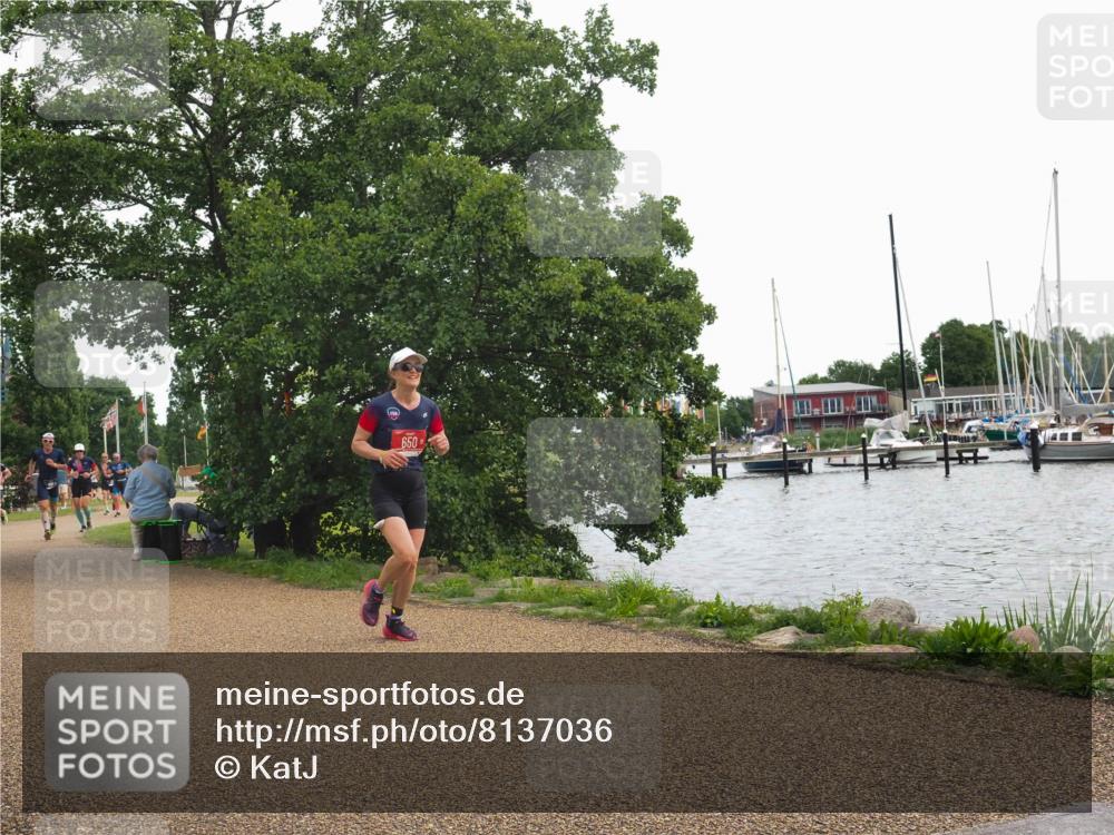 22.06.2025 - Viking Triathlon KatJ http://msf.ph/oto/8137036 22.06.2025 14:46:32 Laufen 650 meine-sportfotos.de
