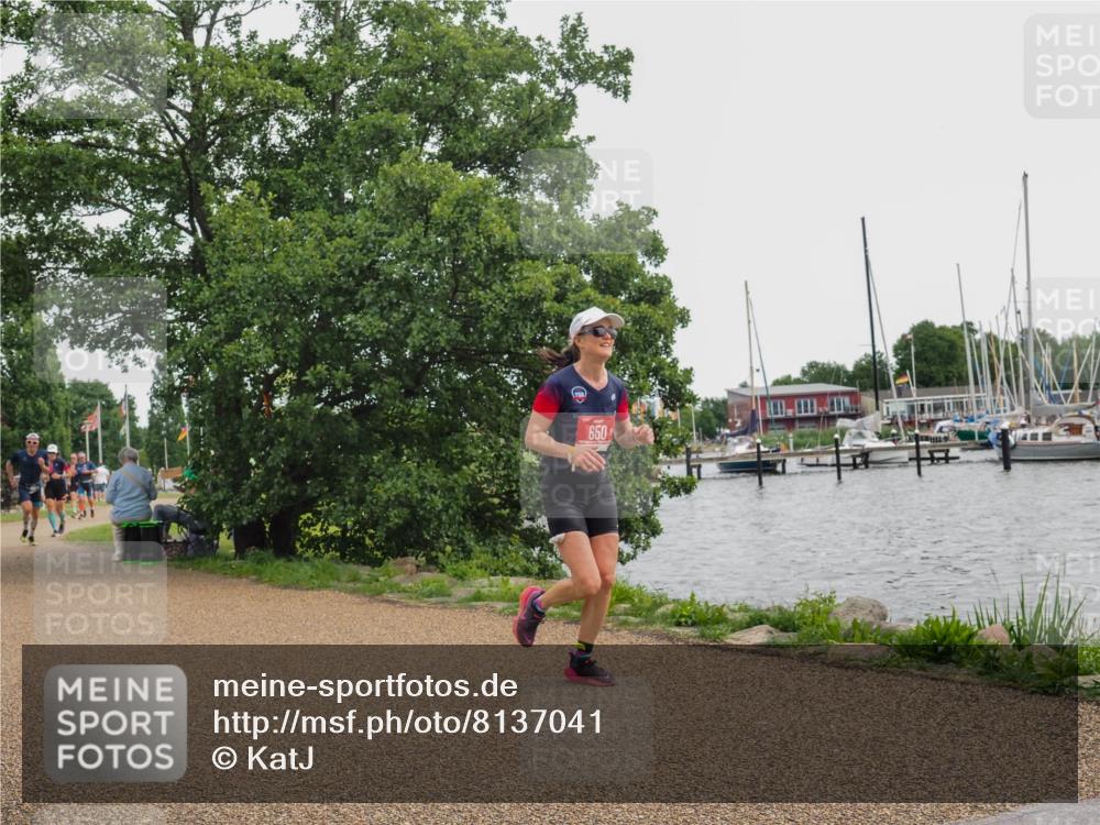 22.06.2025 - Viking Triathlon KatJ http://msf.ph/oto/8137041 22.06.2025 14:46:32 Laufen 650 meine-sportfotos.de