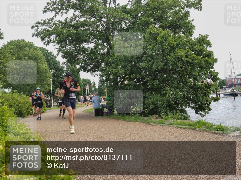 22.06.2025 - Viking Triathlon KatJ http://msf.ph/oto/8137111 22.06.2025 14:47:07 Laufen 102 meine-sportfotos.de