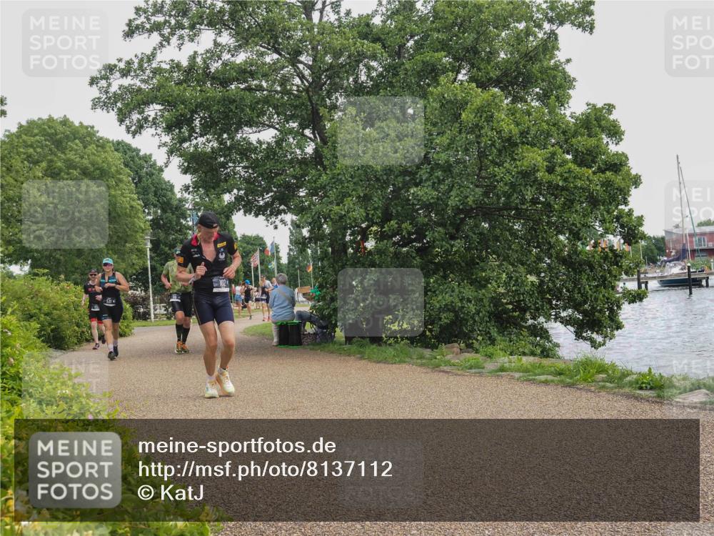 22.06.2025 - Viking Triathlon KatJ http://msf.ph/oto/8137112 22.06.2025 14:47:07 Laufen 102 meine-sportfotos.de