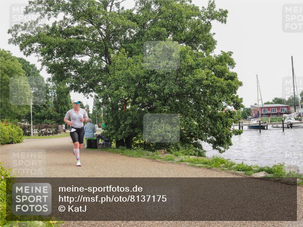 22.06.2025 - Viking Triathlon KatJ http://msf.ph/oto/8137175 22.06.2025 14:47:40 Laufen 47 meine-sportfotos.de