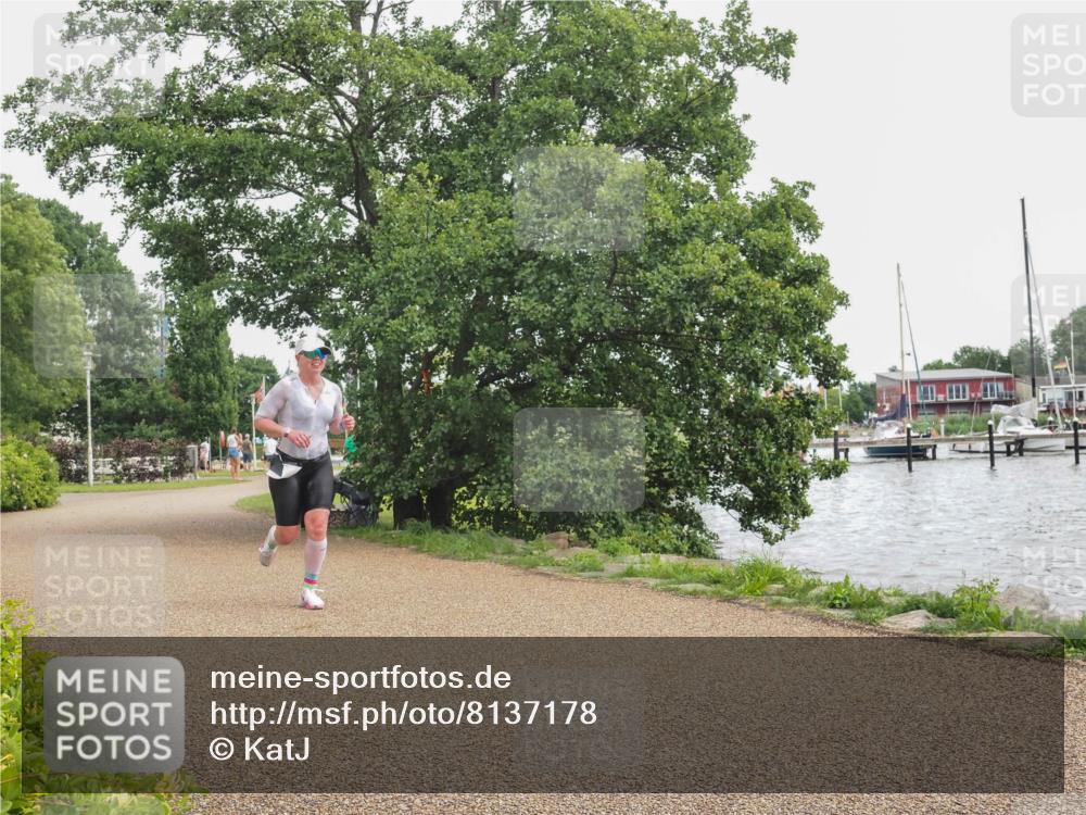 22.06.2025 - Viking Triathlon KatJ http://msf.ph/oto/8137178 22.06.2025 14:47:41 Laufen 47 meine-sportfotos.de