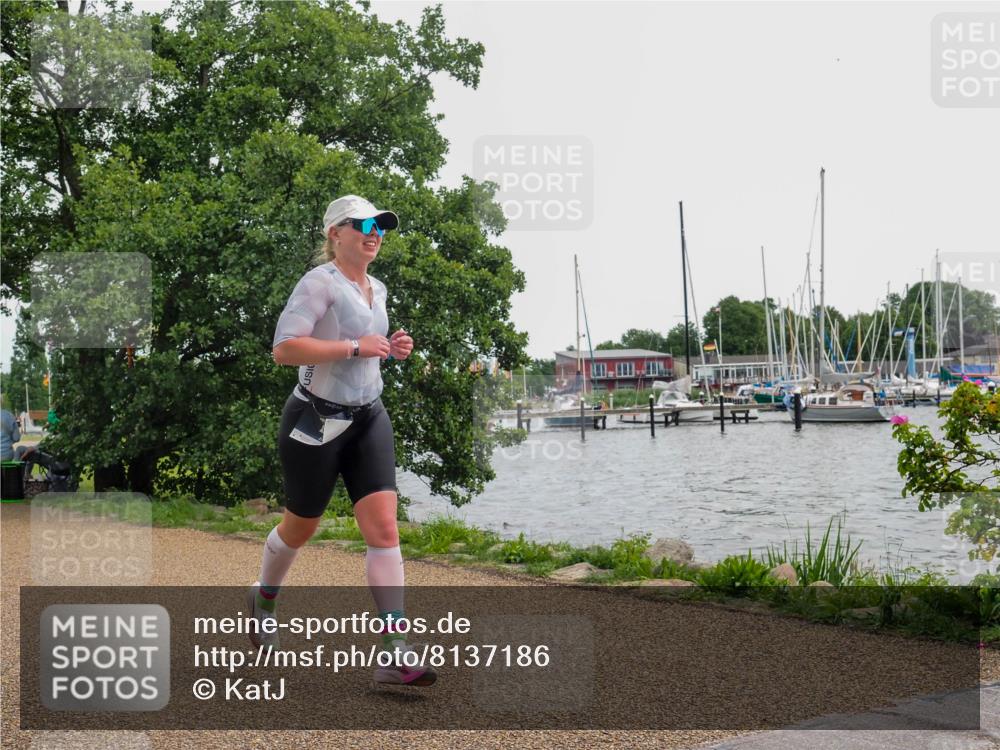 22.06.2025 - Viking Triathlon KatJ http://msf.ph/oto/8137186 22.06.2025 14:47:42 Laufen 47 meine-sportfotos.de