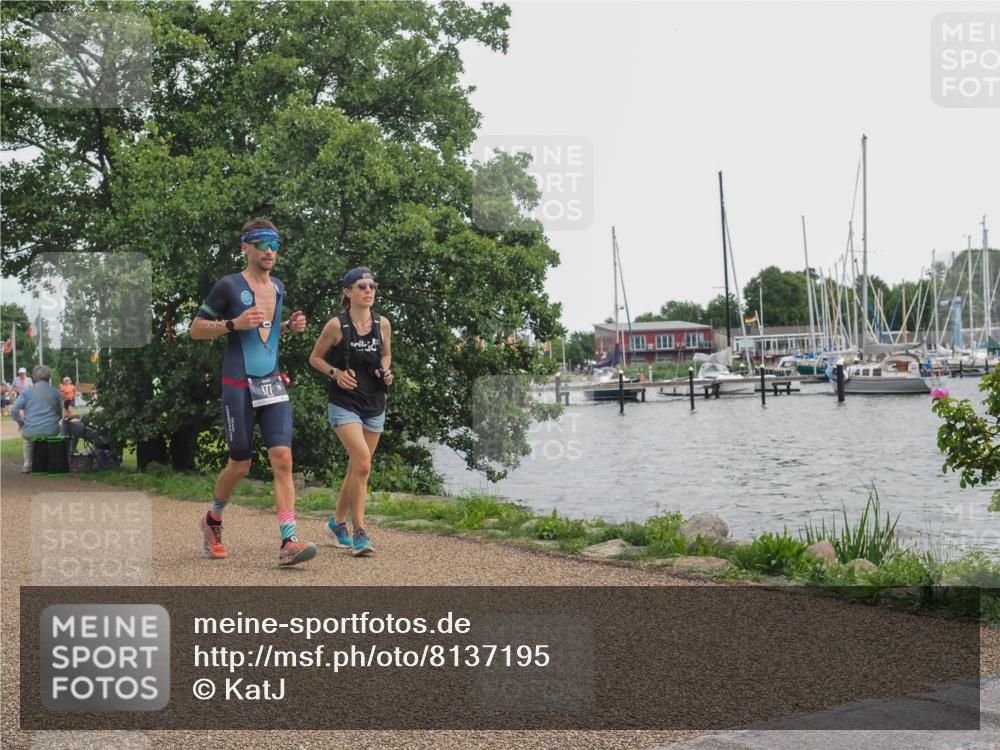 22.06.2025 - Viking Triathlon KatJ http://msf.ph/oto/8137195 22.06.2025 14:48:09 Laufen 177, 632 meine-sportfotos.de