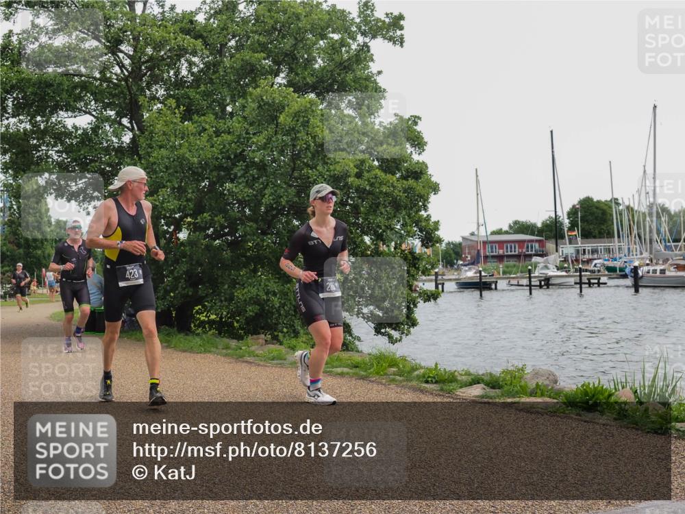 22.06.2025 - Viking Triathlon KatJ http://msf.ph/oto/8137256 22.06.2025 14:48:30 Laufen 285, 375, 423, 503 meine-sportfotos.de