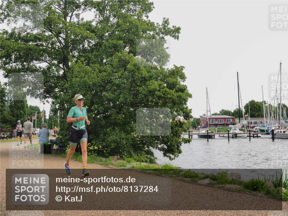 22.06.2025 - Viking Triathlon KatJ http://msf.ph/oto/8137284 22.06.2025 14:48:50 Laufen 65, 433 meine-sportfotos.de
