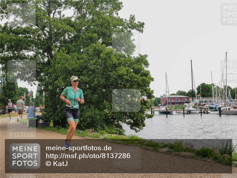 22.06.2025 - Viking Triathlon KatJ http://msf.ph/oto/8137286 22.06.2025 14:48:50 Laufen 65, 433 meine-sportfotos.de