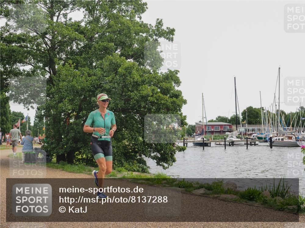 22.06.2025 - Viking Triathlon KatJ http://msf.ph/oto/8137288 22.06.2025 14:48:51 Laufen 65, 433 meine-sportfotos.de