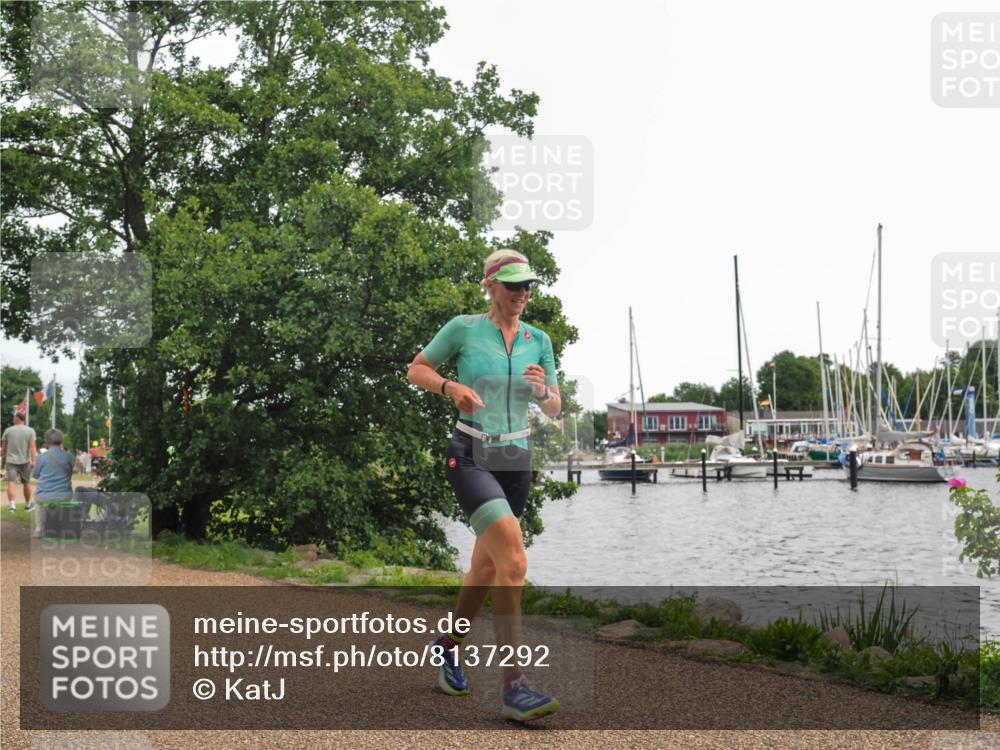 22.06.2025 - Viking Triathlon KatJ http://msf.ph/oto/8137292 22.06.2025 14:48:51 Laufen 65, 433 meine-sportfotos.de